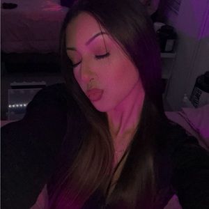 Meet your Posher, Valerie